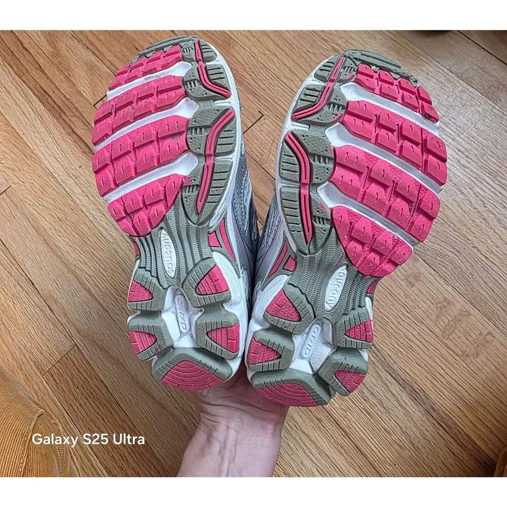 Saucony discover these